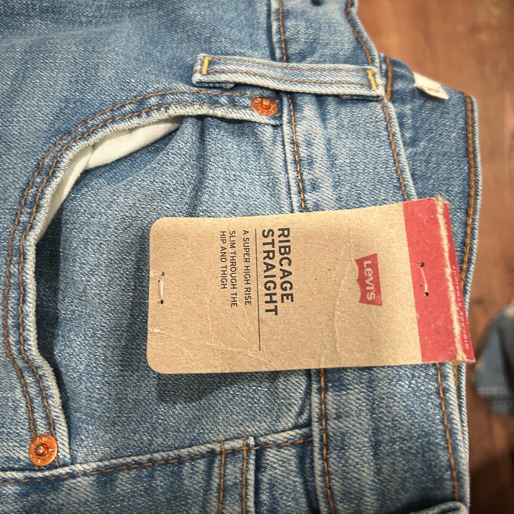 Levi's Ribcage Straight Women’s Jeans - Light Denim Blue